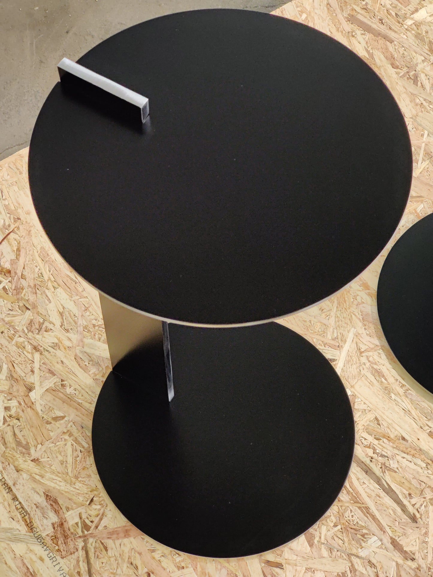 Latch side table